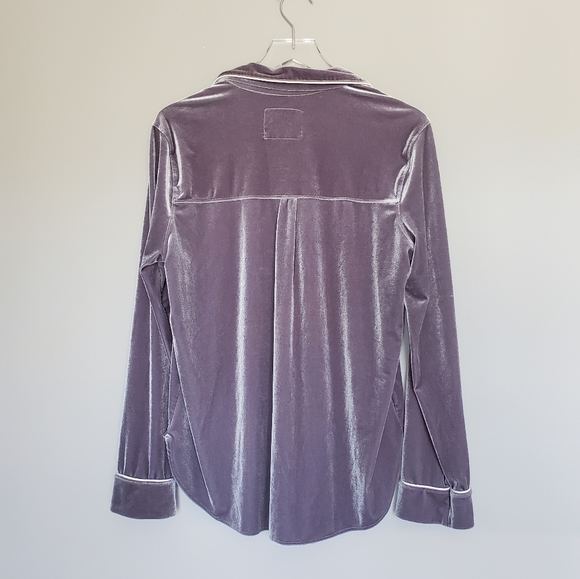 Abercrombie & Fitch Velvet Pajama Top Size Large - Picture 4 of 8